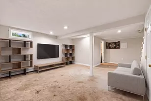 20 Chestnut St, East Bridgewater, MA 02333 - Photo 17