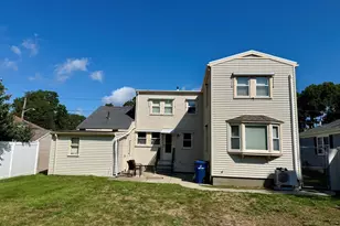 16 Pauline St, New Bedford, MA 02740 - Photo 5