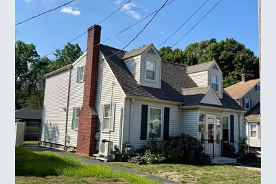 16 Pauline St, New Bedford, MA 02740 - Photo 3