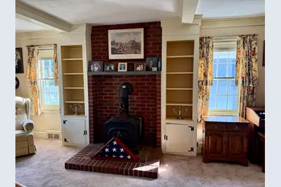 16 Pauline St, New Bedford, MA 02740 - Photo 11