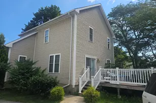 39 Bond St, Fall River, MA 02720 - Photo 5