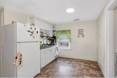 694 Merrimack Street, Lowell, MA 01854 - Photo 31