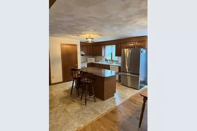 215 Knight Ave #0, Attleboro, MA 02703 - Photo 5