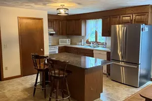 215 Knight Ave, Attleboro, MA 02703 - Photo 5