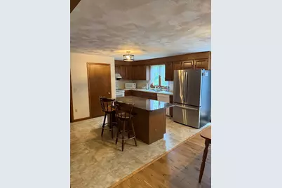 215 Knight Ave #0, Attleboro, MA 02703 - Photo 5