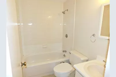 1105 Massachusetts Ave #9D, Cambridge, MA 02138 - Photo 5