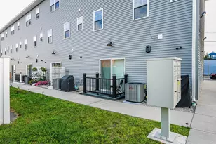 550 Spring St, Fall River, MA 02721 - Photo 25