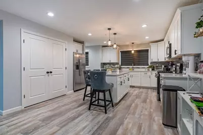 550 Spring St #1, Fall River, MA 02721 - Photo 7