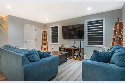 550 Spring St #1, Fall River, MA 02721 - Photo 5