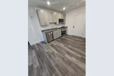 585 Essex St #509, Lynn, MA 01901 - Photo 3