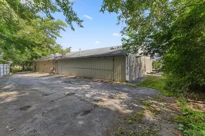 184 W Main Street, Dudley, MA 01571 - Photo 33