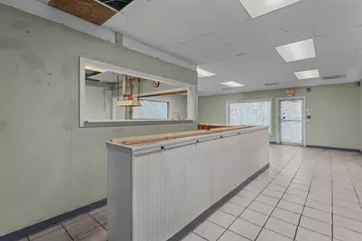 184 W Main Street, Dudley, MA 01571 - Photo 21