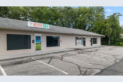 184 W Main Street, Dudley, MA 01571 - Photo 31