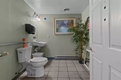 184 W Main Street, Dudley, MA 01571 - Photo 27
