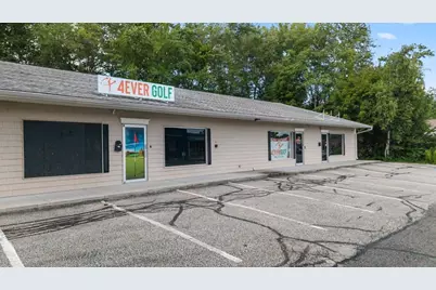 184 W Main Street, Dudley, MA 01571 - Photo 31
