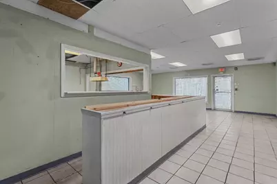 184 W Main Street, Dudley, MA 01571 - Photo 21