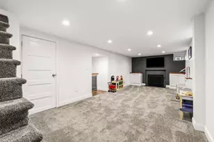 17 Lowell St, Andover, MA 01810 - Photo 19