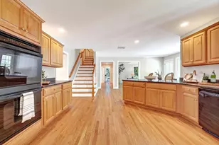 26 Sweeney Ridge Rd, Bedford, MA 01730 - Photo 5