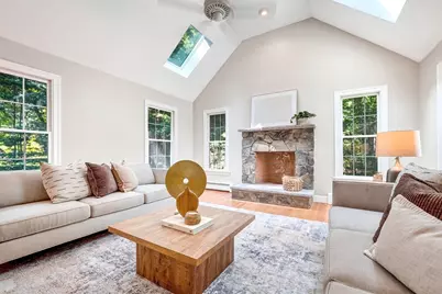 26 Sweeney Ridge Rd, Bedford, MA 01730 - Photo 3