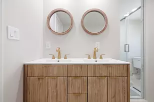 1 Belnap Rd, Boston, MA 02136 - Photo 17