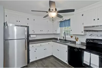 14 Bliss Rd, Bellingham, MA 02019 - Photo 9