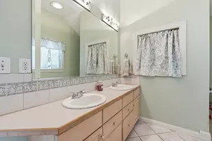 14 Briscoe Rd, Groveland, MA 01834 - Photo 17