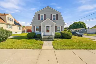 124 Felton St, New Bedford, MA 02745 - Photo 3