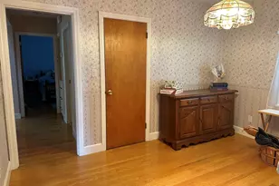 124 Felton St, New Bedford, MA 02745 - Photo 9