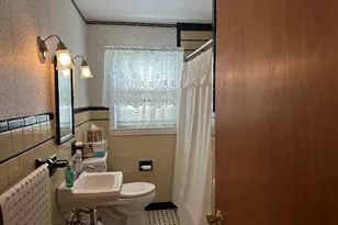 124 Felton St, New Bedford, MA 02745 - Photo 7