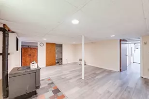 41 Park St, Agawam, MA 01030 - Photo 25