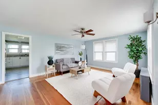 41 Park St, Agawam, MA 01030 - Photo 1