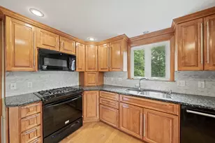 20 Worcester Dr, Norwood, MA 02062 - Photo 13