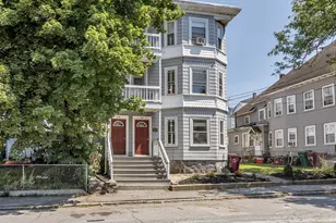 31-33 Bourne St, Lowell, MA 01852 - Photo 3