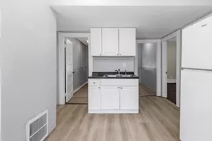 31-33 Bourne St, Lowell, MA 01852 - Photo 31