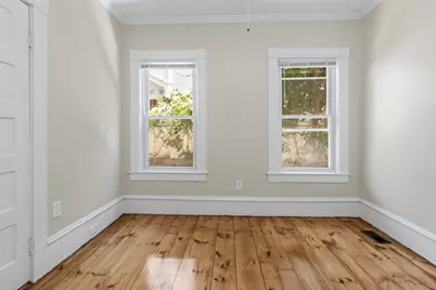 31-33 Bourne Street, Lowell, MA 01852 - Photo 19