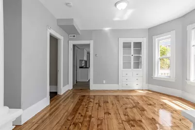 31-33 Bourne Street, Lowell, MA 01852 - Photo 25