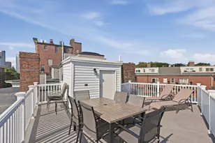 22 Park St, Boston, MA 02129 - Photo 15