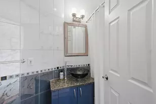 22 Park St, Boston, MA 02129 - Photo 11