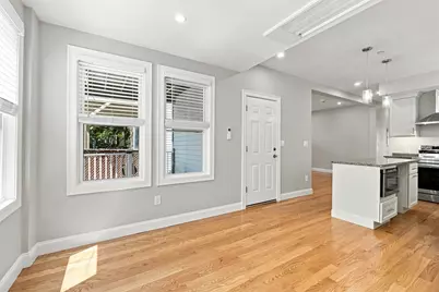 519 E 3rd #2, Boston, MA 02127 - Photo 3