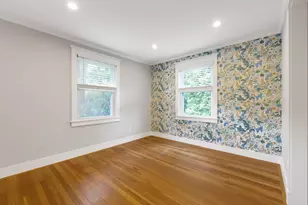 31 Oak St, Wellesley, MA 02482 - Photo 9