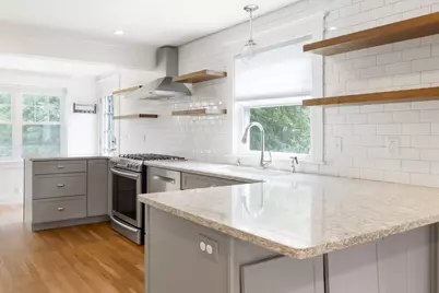 31 Oak St, Wellesley, MA 02482 - Photo 5
