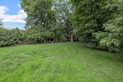 31 Oak St, Wellesley, MA 02482 - Photo 21