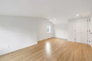 31 Oak St, Wellesley, MA 02482 - Photo 15