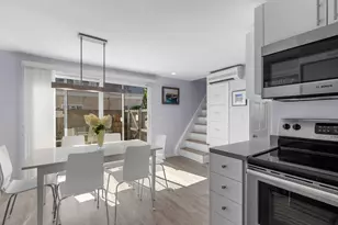 39 Pleasant St, Provincetown, MA 02657 - Photo 11
