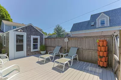 39 Pleasant Street, Provincetown, MA 02657 - Photo 23
