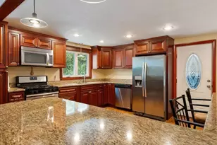 12 Mansfield St, Peabody, MA 01960 - Photo 21