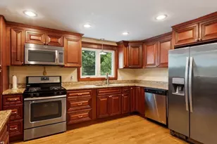 12 Mansfield St, Peabody, MA 01960 - Photo 23