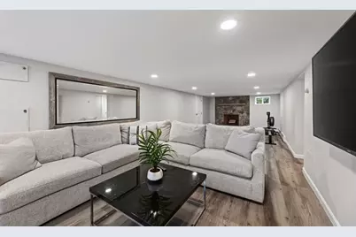 15 Pheasant Ln, Woburn, MA 01801 - Photo 17