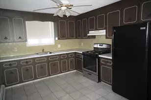 92 Newman St, Revere, MA 02151 - Photo 9