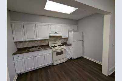 28 Sever St, Worcester, MA 01609 - Photo 5